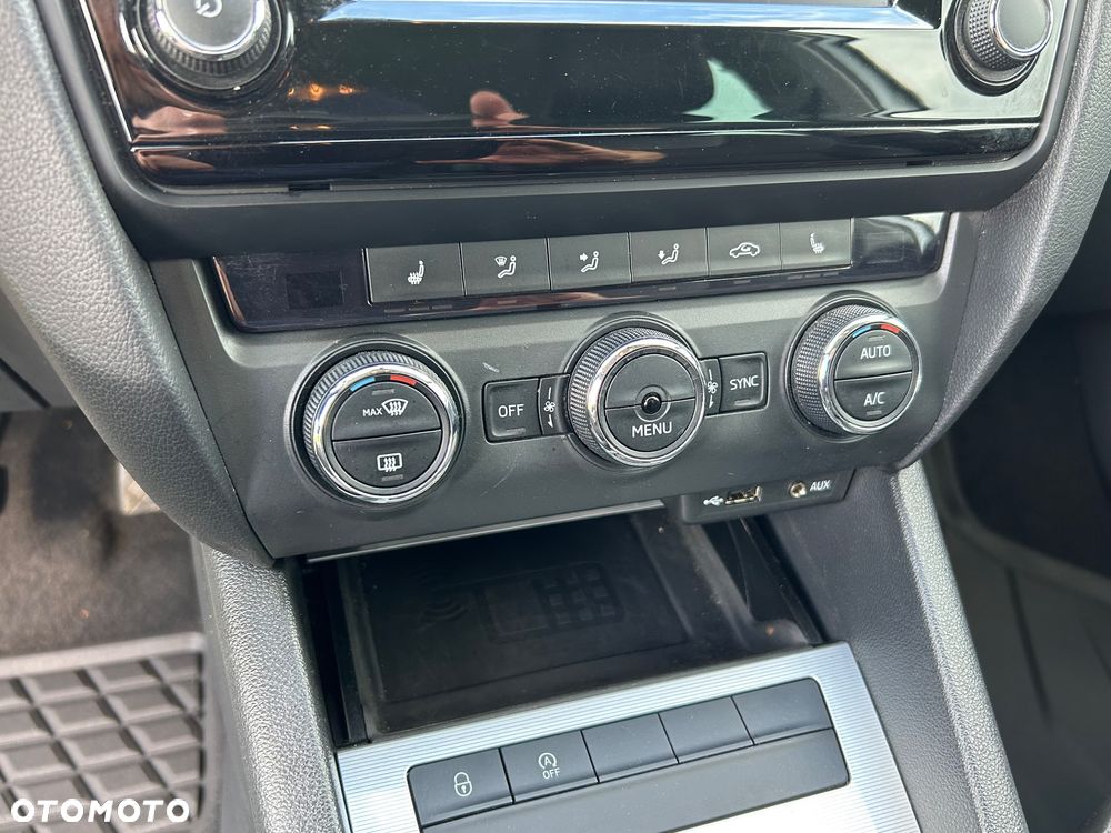Skoda Octavia 1.6 TDI Green tec Solution - 24