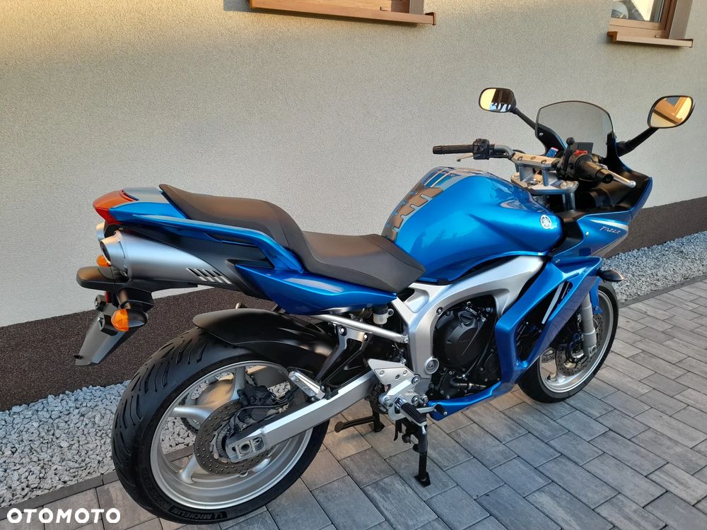 Yamaha FZ6 - 5