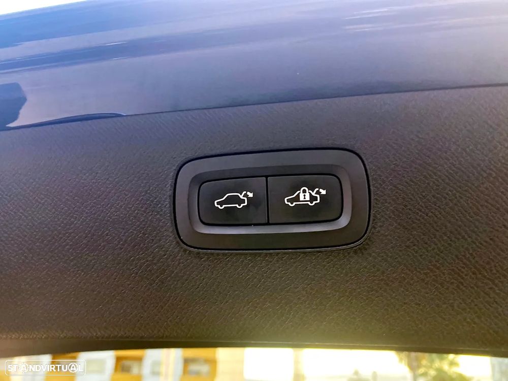 Volvo XC 90 2.0 D4 Inscription - 33