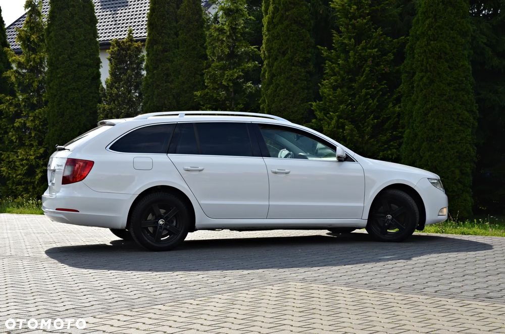 Skoda Superb 2.0 TDI Comfort - 25