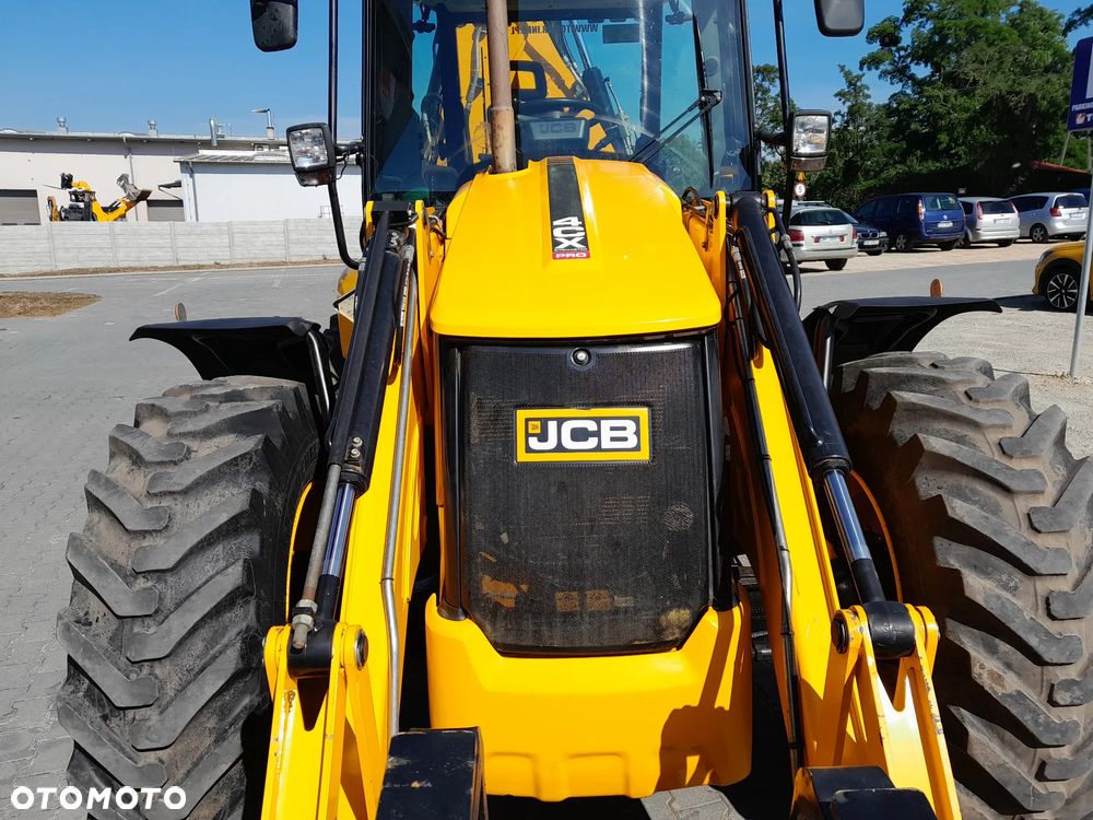 JCB JCB 4CX AEC  2023r - 12