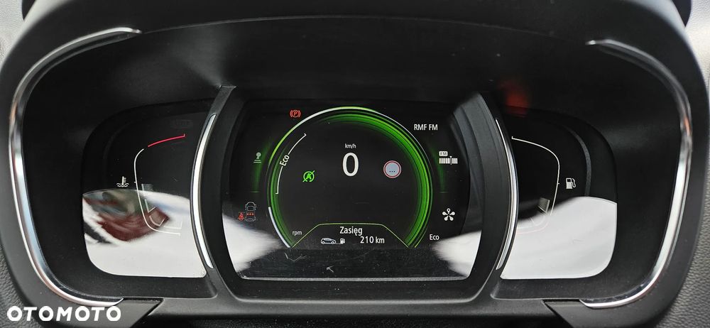 Renault Scenic Energy TCe 115 S&S LIMITED - 12