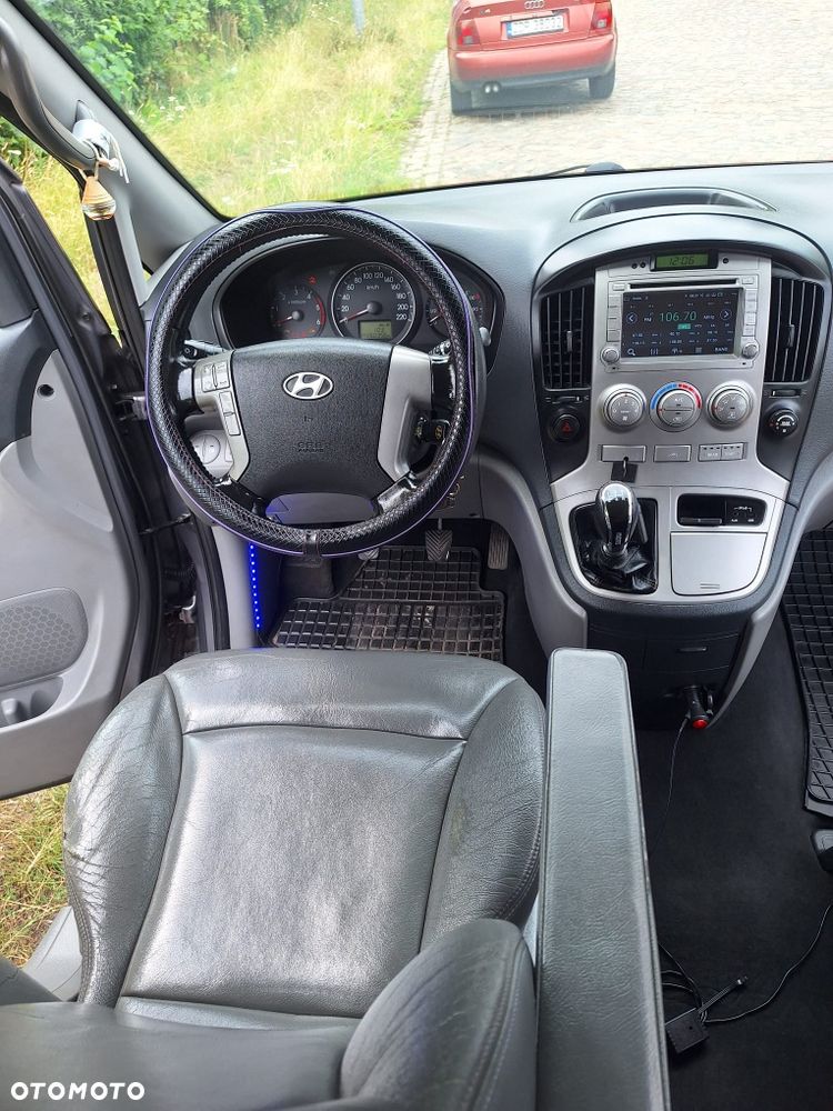 Hyundai H-1 - 6