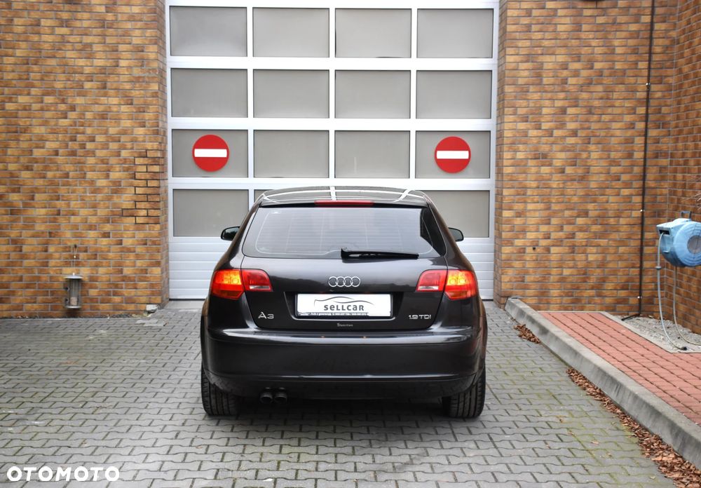 Audi A3 Sportback 1.9 TDI Ambiente - 30