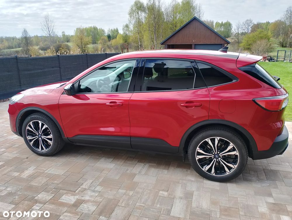 Ford Kuga - 4