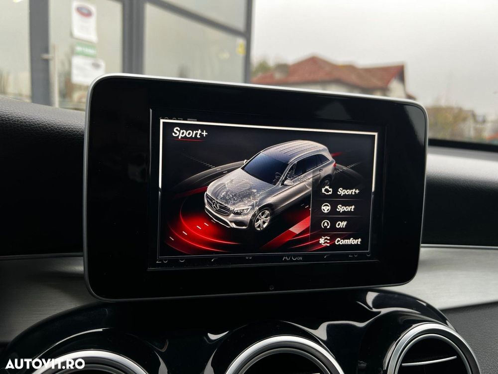 Mercedes-Benz GLC - 29