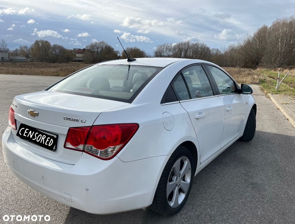 Chevrolet Cruze 1.8 LT - 2