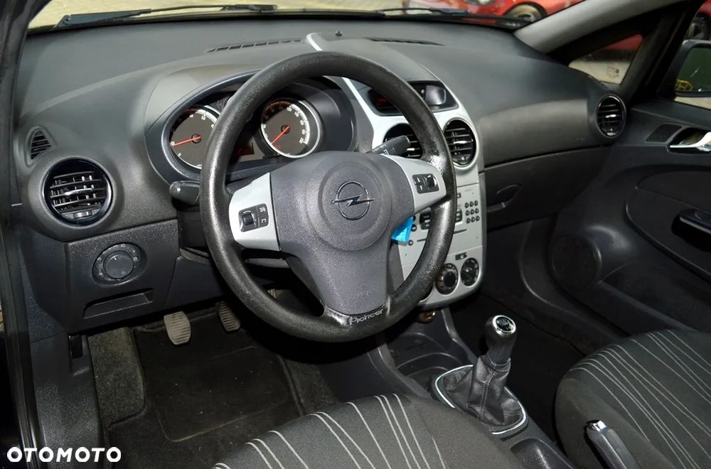 Opel Corsa - 30