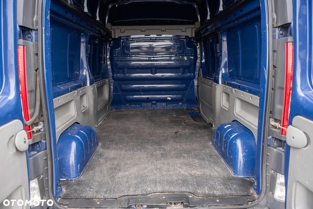 Opel Vivaro - 15