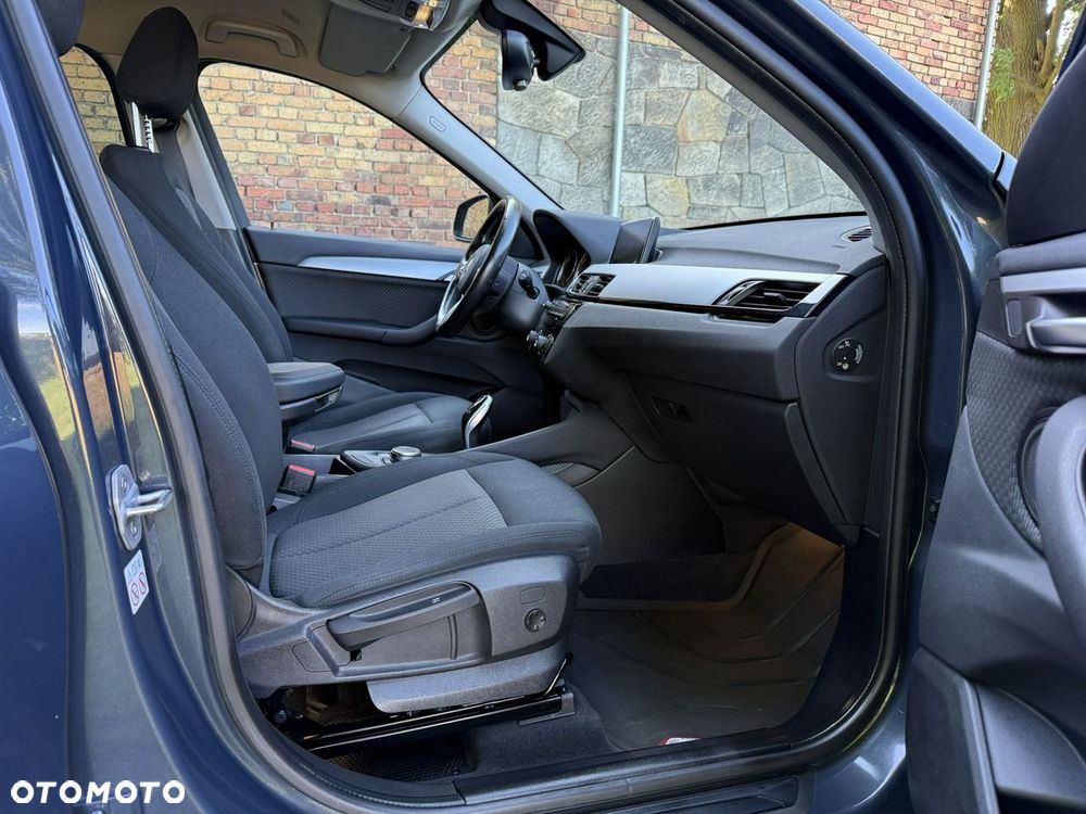 BMW X1 sDrive18d - 28
