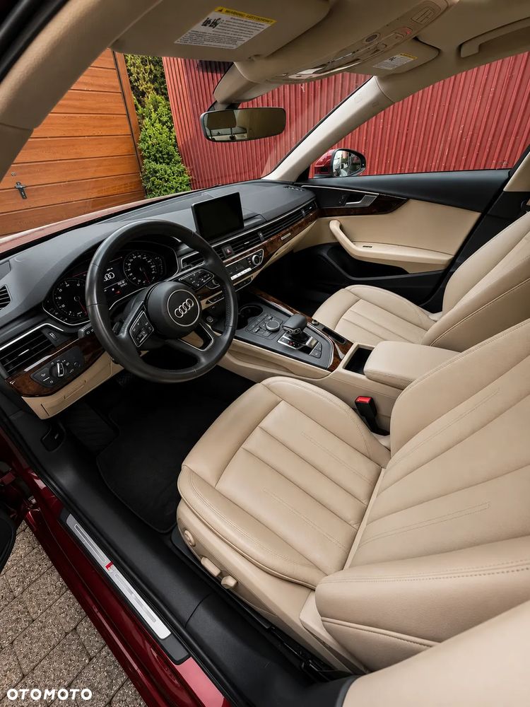 Audi A4 Limousine - 13