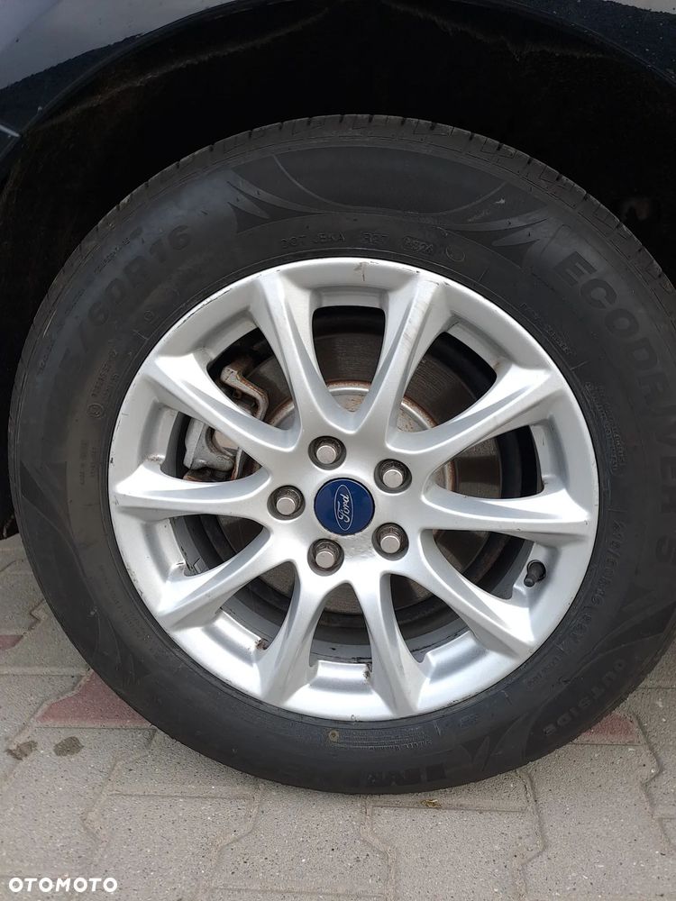 Ford Mondeo 2.0 TDCi Titanium - 32