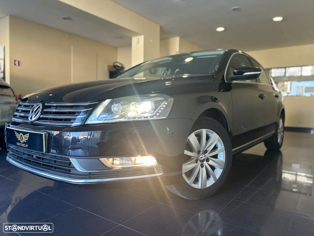 VW Passat 2.0 TDI BlueMotion Trendline - 2