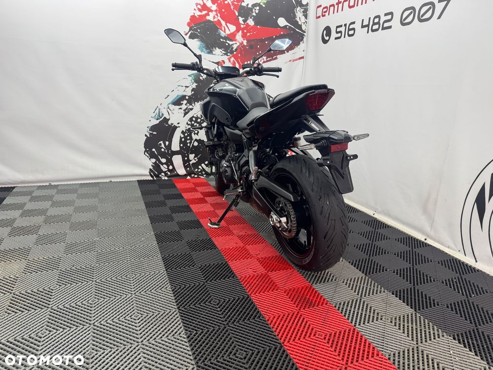 Yamaha MT - 4