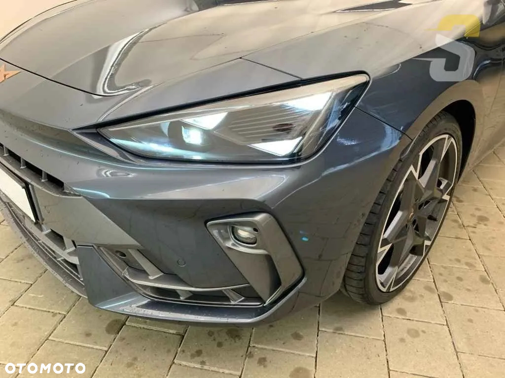 Cupra Leon 2.0 TSI VZ DSG - 2