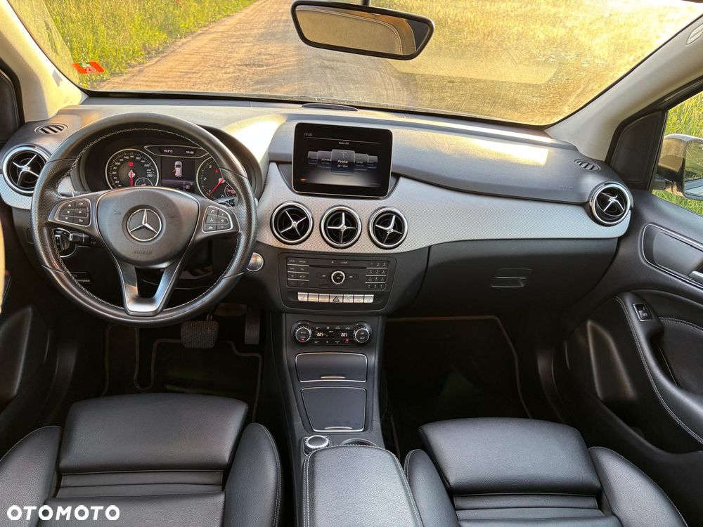 Mercedes-Benz Klasa B 180 (CDI) d 7G-DCT AMG Line - 19