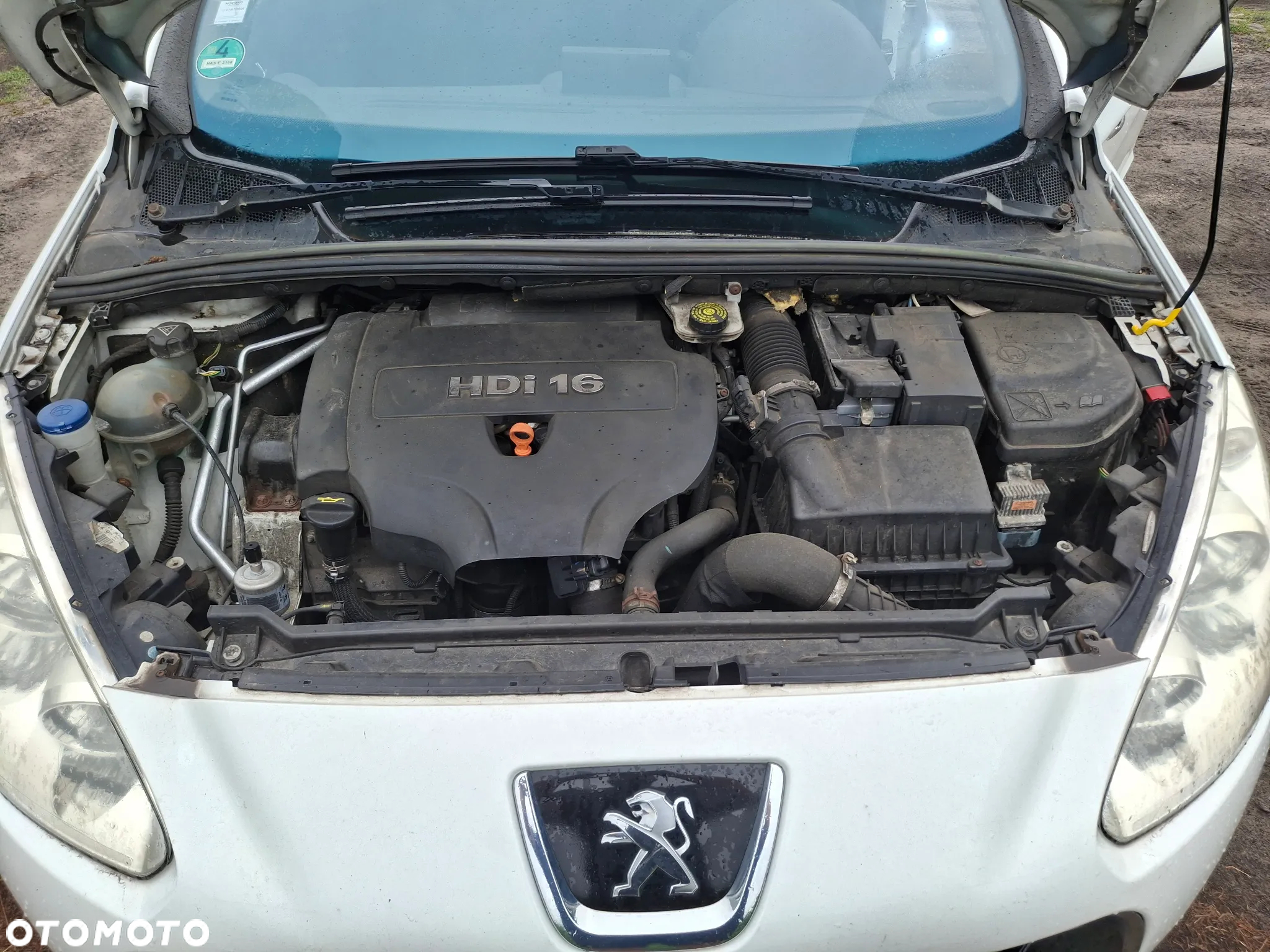 Peugeot 308 - 8