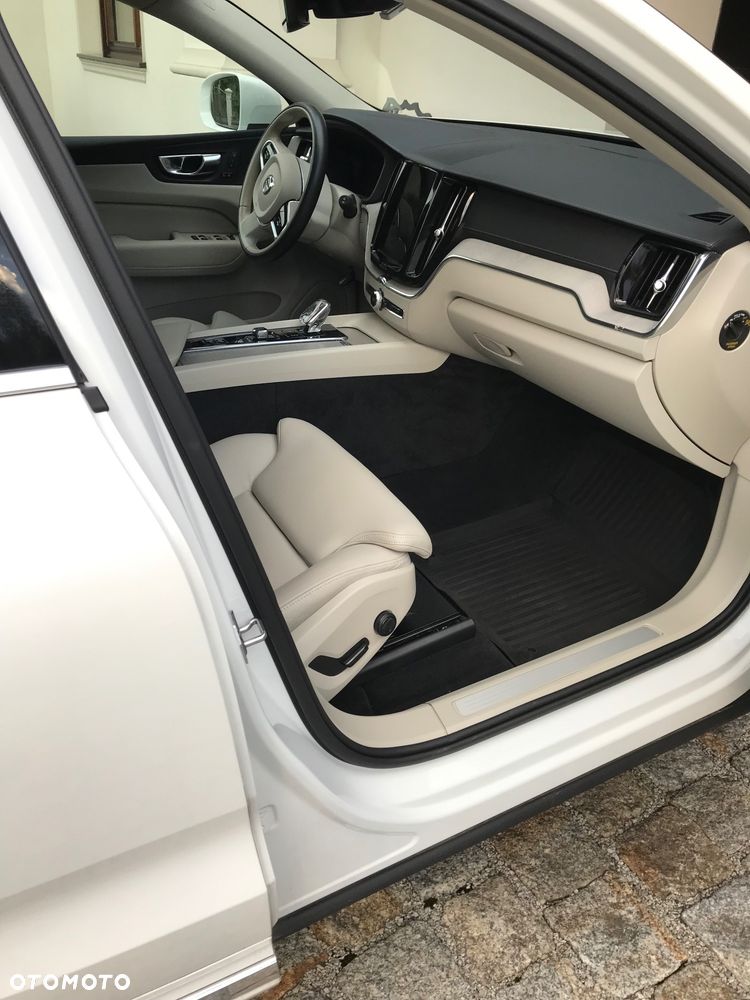 Volvo XC 60 B4 B Inscription - 14