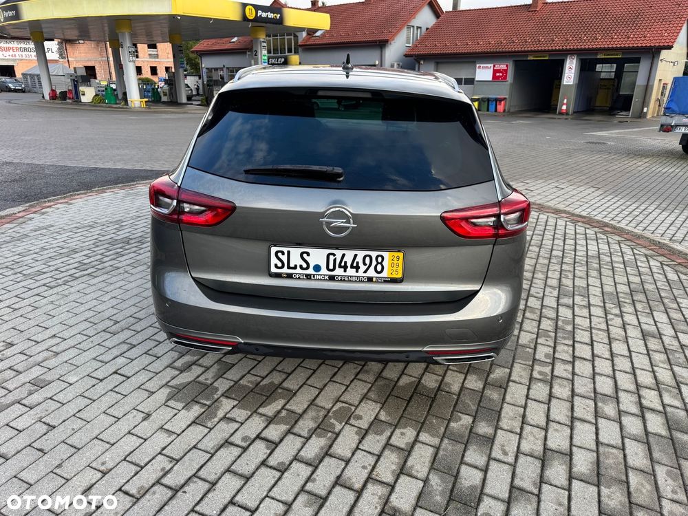 Opel Insignia Sports Tourer 2.0 BiTurbo Diesel 4x4 Ultimate Exclusive - 9