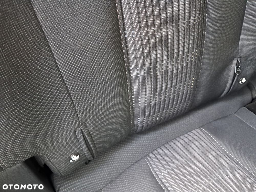 Peugeot 308 1.5 BlueHDi Business S&S EAT8 - 18