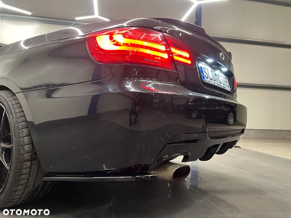 BMW Seria 3 320d DPF M Sport Edition - 34