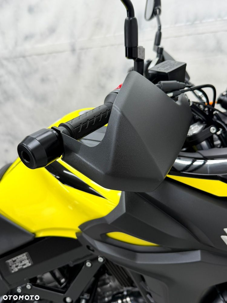 Suzuki V-STROM - 14