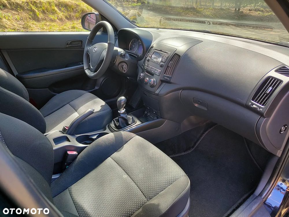 Hyundai i30 1.6 CRDi Blue Classic - 11