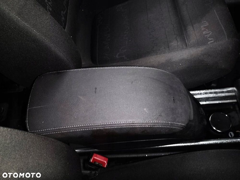 OPEL MERIVA B PODŁOKIETNIK STELAŻ TUNEL ŚRODKOWY - 1