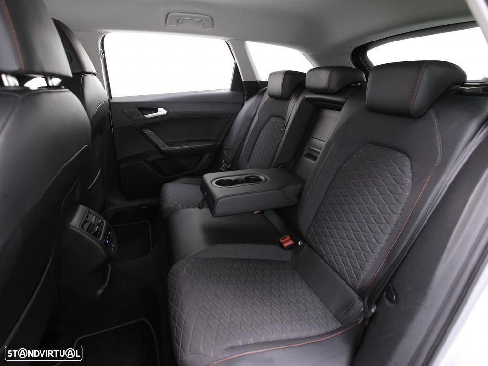 SEAT Leon ST 2.0 TDI FR DSG - 9