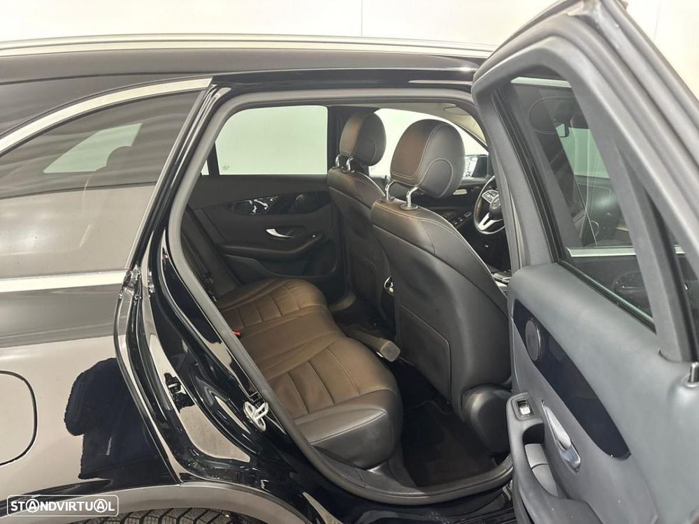 Mercedes-Benz GLC 300 de 4Matic 9G-TRONIC - 4