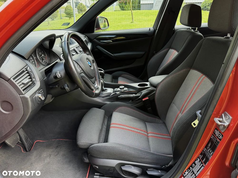 BMW X1 xDrive20d Sport Line - 11