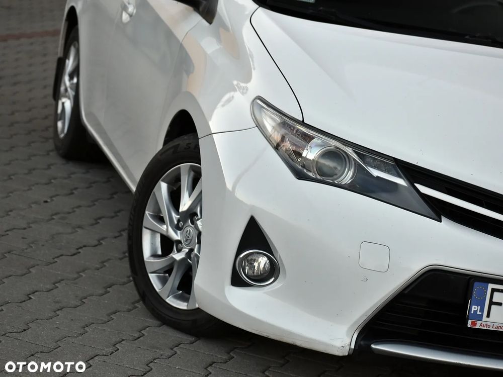 Toyota Auris 1.4 D-4D Active - 3