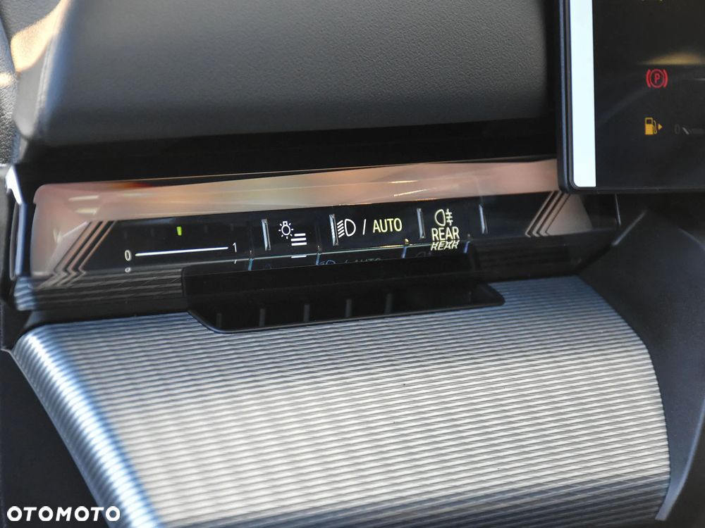 BMW Seria 5 520d xDrive - 22