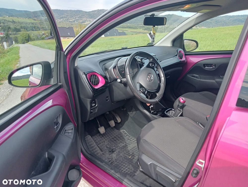 Toyota Aygo x-cite - 8