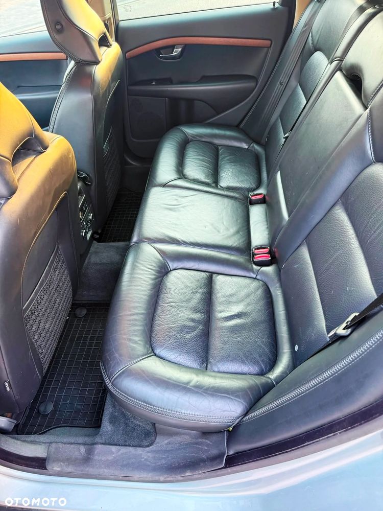 Volvo XC 70 - 16