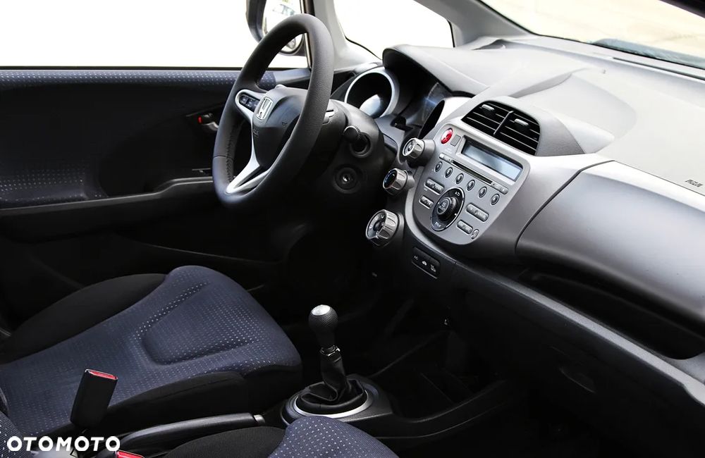 Honda Jazz 1.2 Base - 27