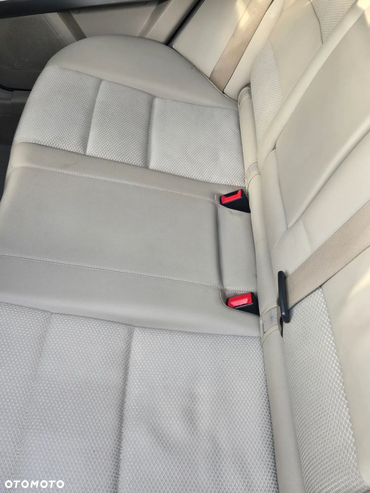 Mercedes-Benz GLK 220 CDI 4Matic (BlueEFFICIENCY) 7G-TRONIC - 14