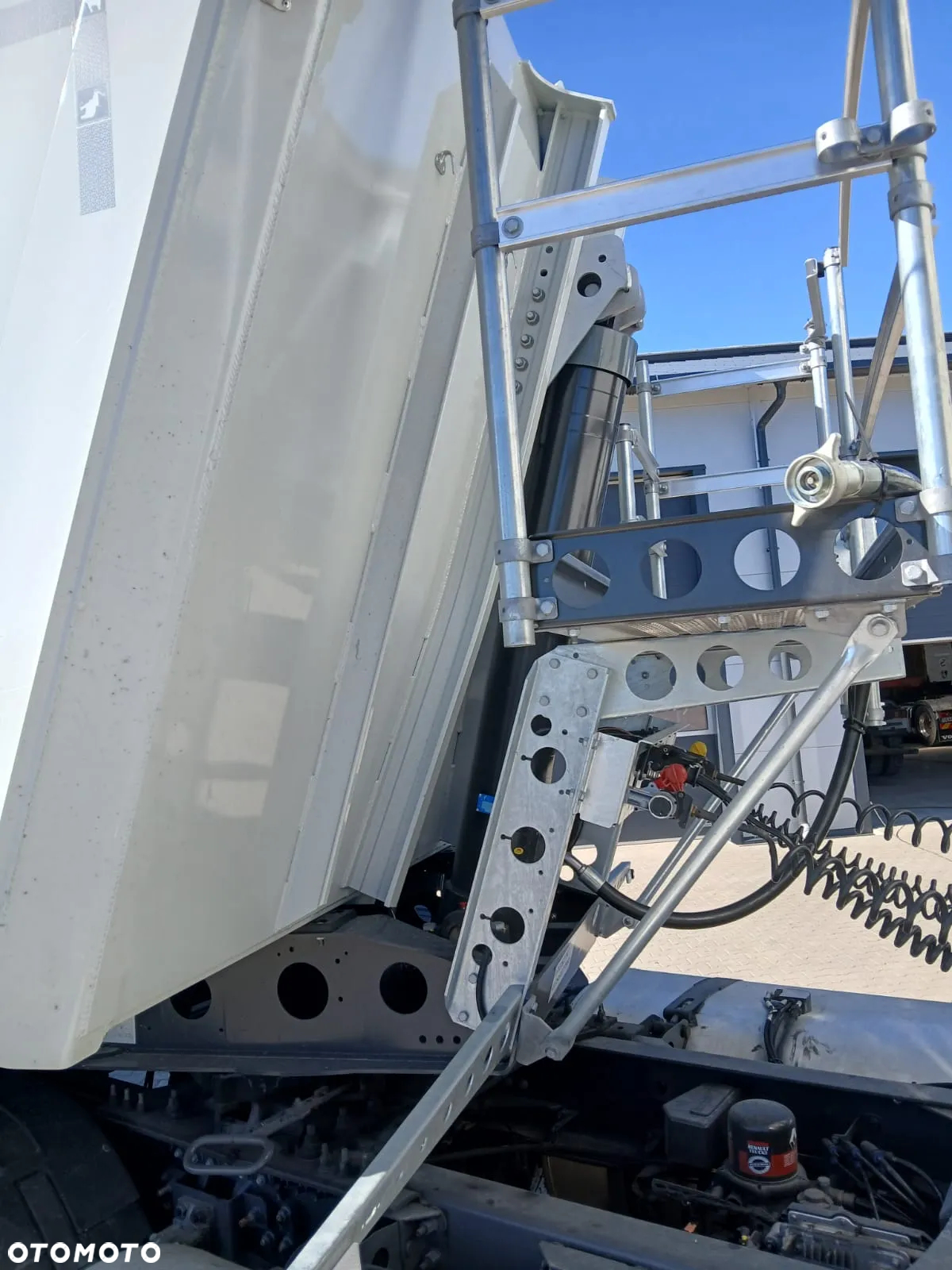 Schmitz Cargobull - 4
