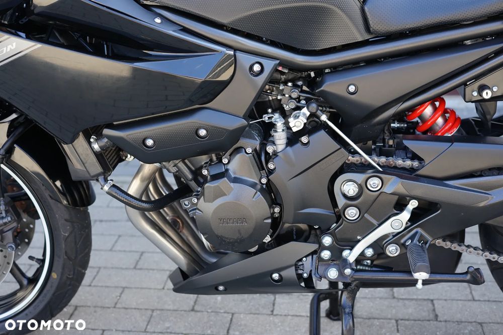 Yamaha XJ - 29