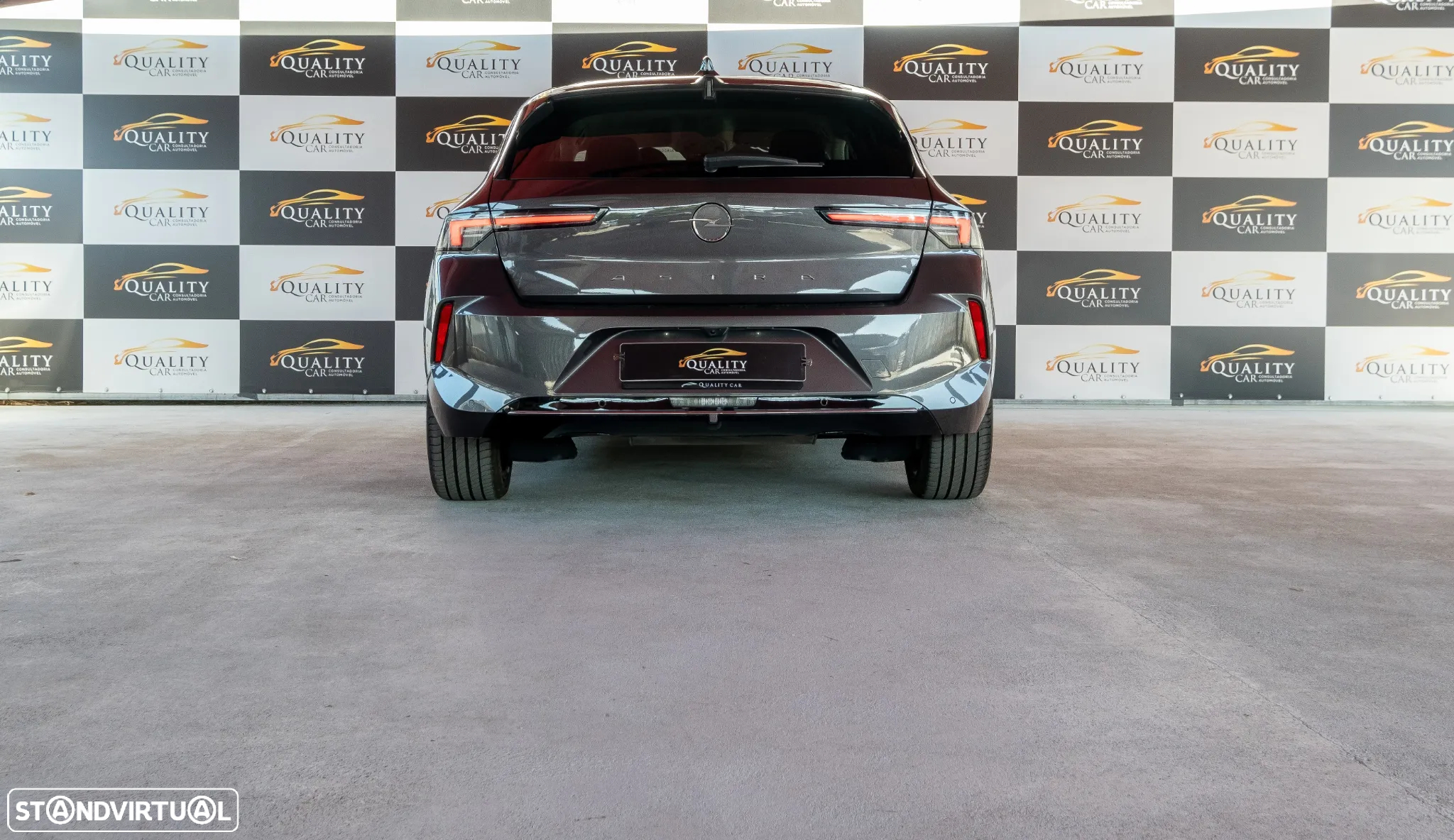 Opel Astra 1.2 T Design & Tech S/S - 5