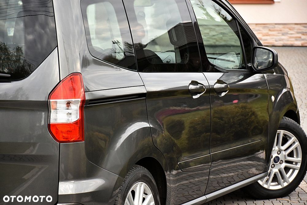 Ford Tourneo Courier 1.5 TDCi Trend - 11