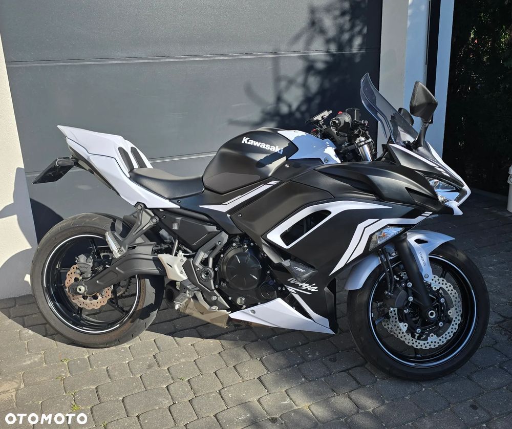 Kawasaki Ninja - 6