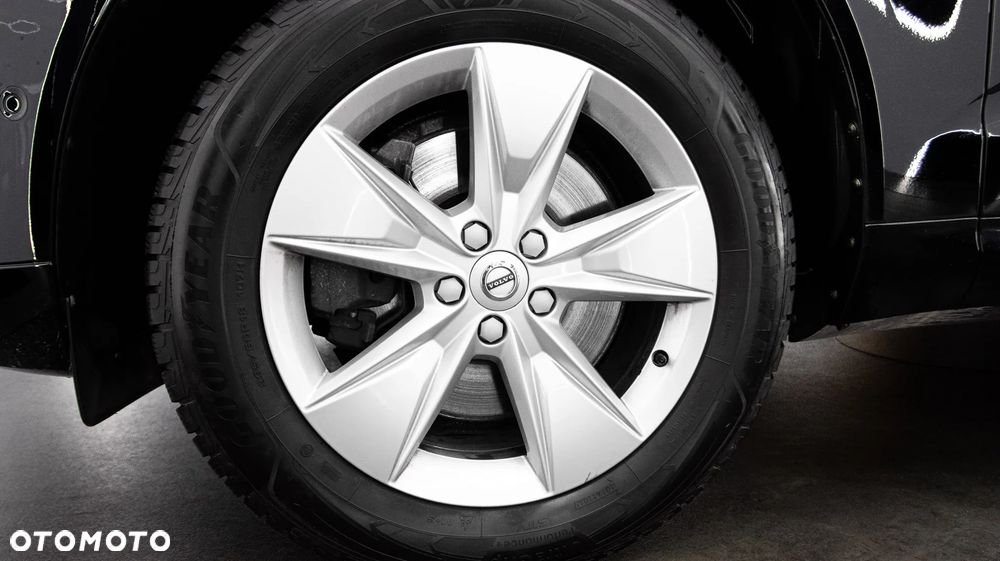 Volvo XC 60 B4 D Momentum Pro - 10