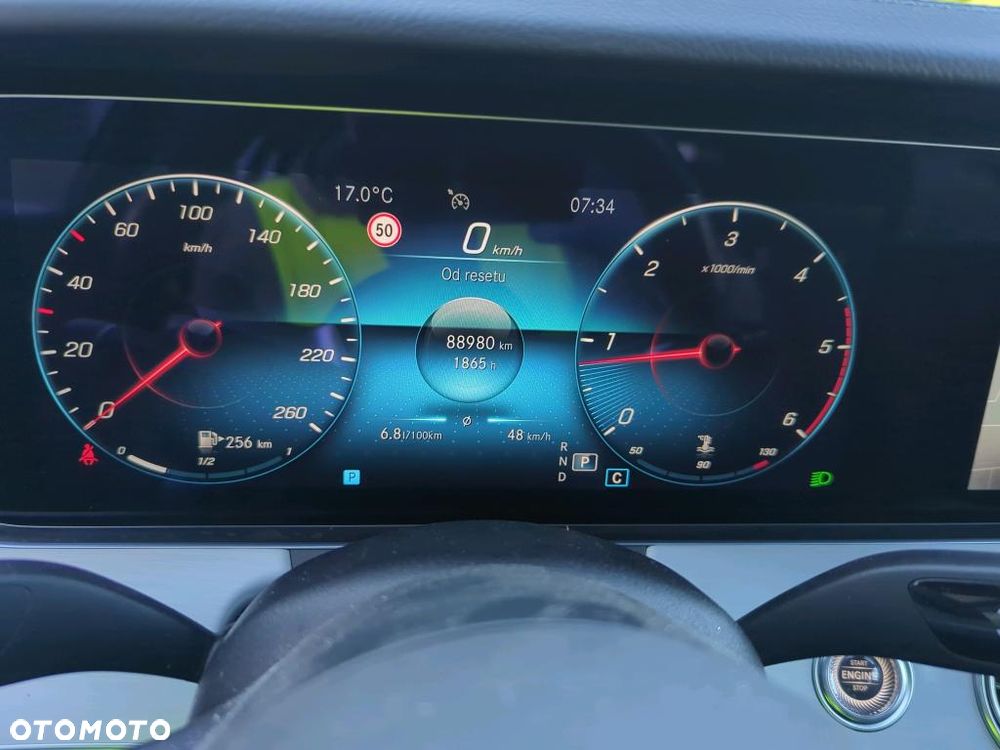 Mercedes-Benz Klasa E 220 d 4-Matic AMG - 17