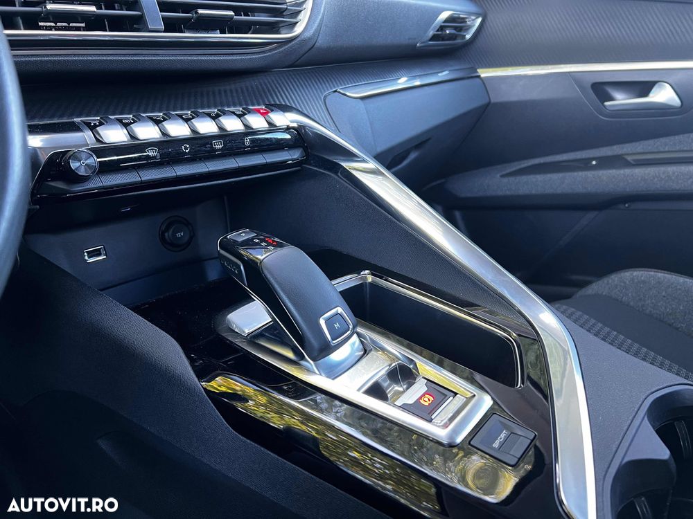 Peugeot 3008 BlueHDi 130 Stop & Start EAT8 Active - 17