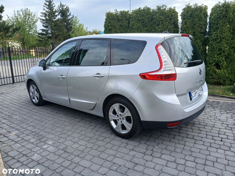 Renault Scenic TCe 130 Dynamique - 11
