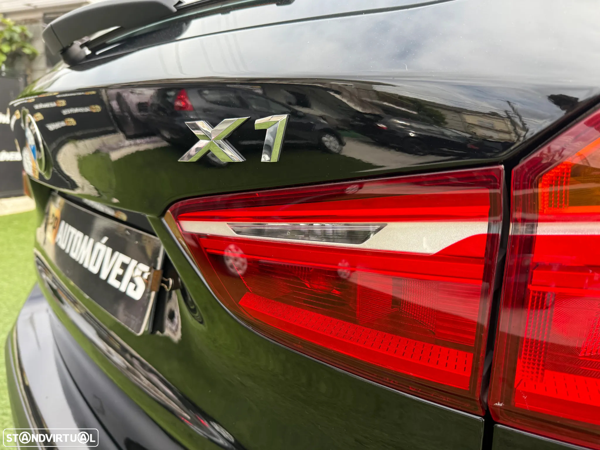 BMW X1 18 d sDrive Auto Pack M - 23