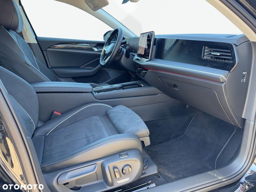 Volkswagen Passat - 38