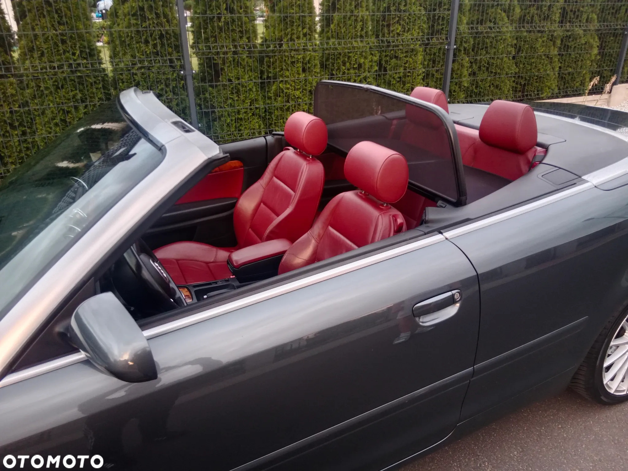 Audi A4 Cabrio 2.0 TDI DPF Multitronic - 34