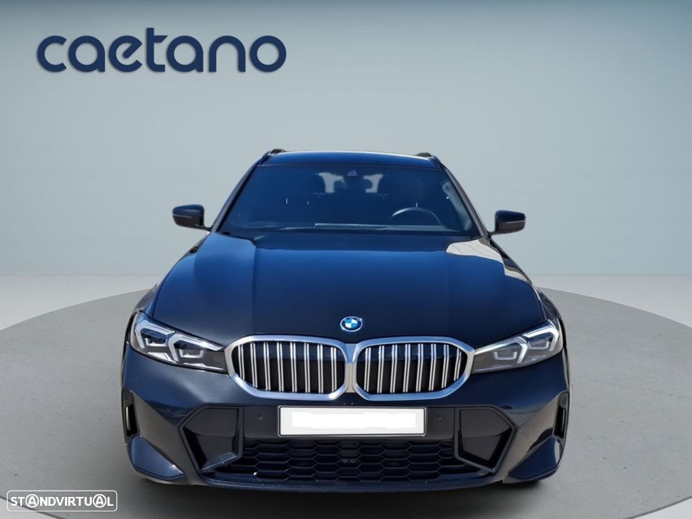 BMW 330 e Pack Desportivo M Auto - 2